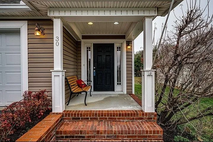 30 Mackay Ln — Photo 4
