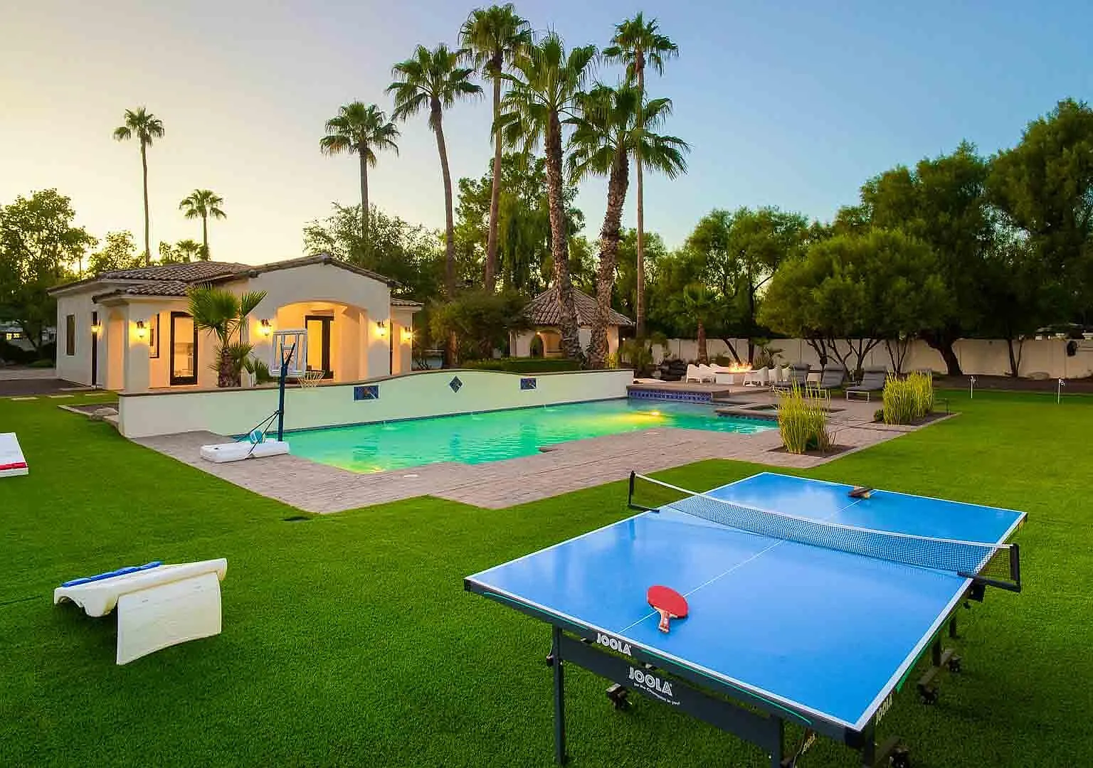 8 bed, 6.0 bath, 7000 sqft, $25,000 — Photo 4