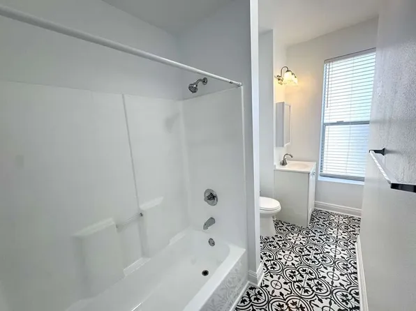 car915, 915 S Carondelet St APT 306, Los Angeles, CA 90006