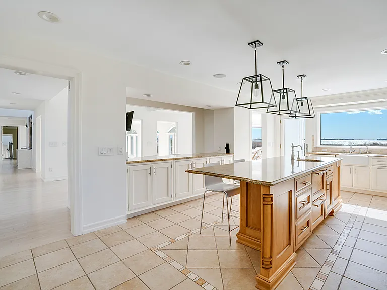 9 Wheaton Way — Photo 17