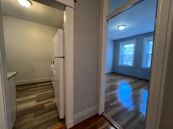 376 Riverway, Boston, MA