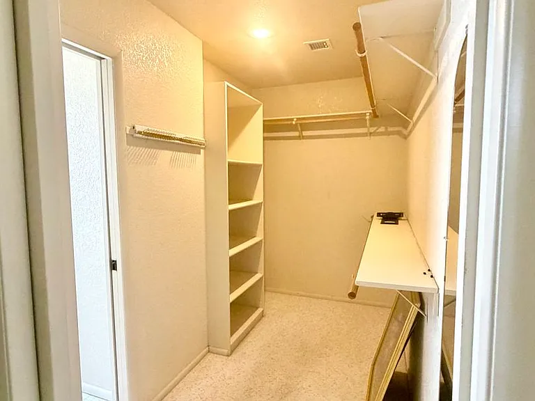 441 Silver King Dr — Photo 23