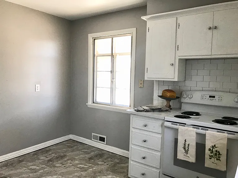 2132 Fremont Dr — Photo 10
