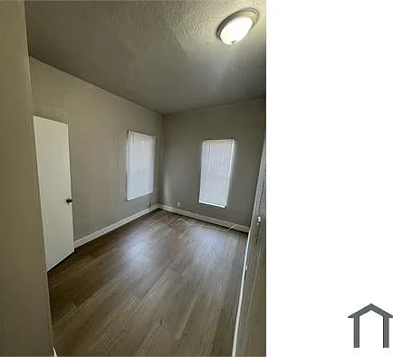 811 W 43rd St — Photo 5