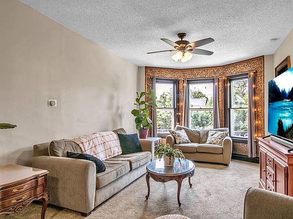 4th image of 74 Woodside Ave Floor 2