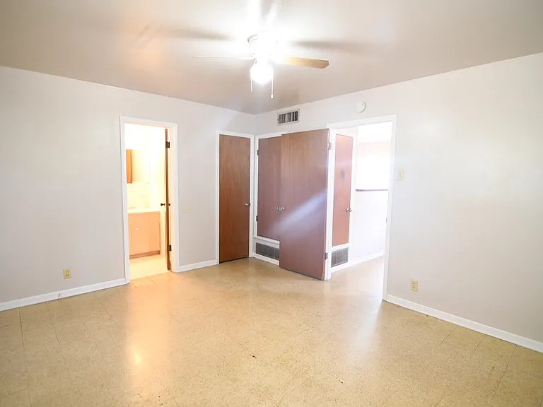 2802 W Ave N, Temple — Photo 10