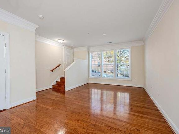 4th image of 2667 Sheffield Hill Way