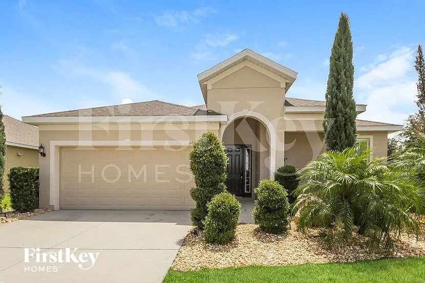 1161 Merion Dr