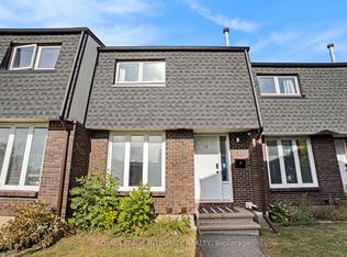 3333 McCarthy Rd #17, Ottawa, ON K1V9X5