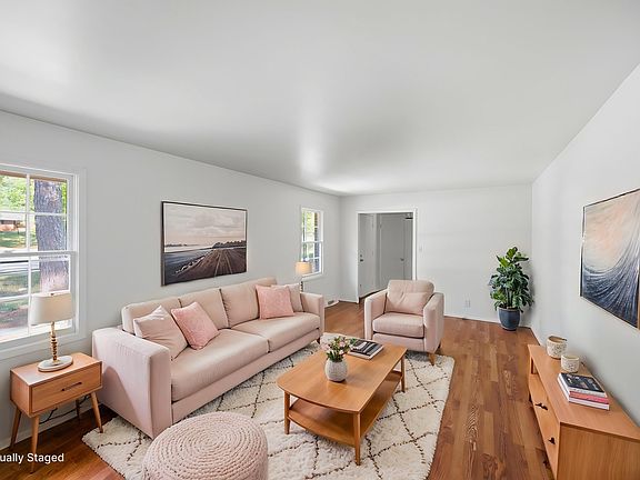 4th image of 1339 Forest Hill Rd