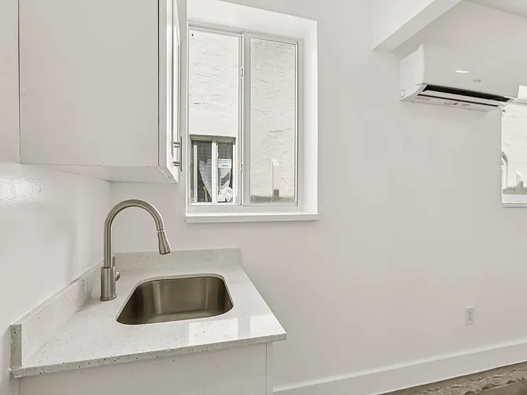 The Andes Apartments — Photo 15