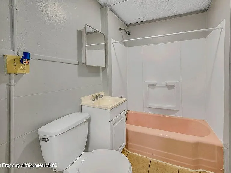 1007 Washburn St #1 — Photo 12