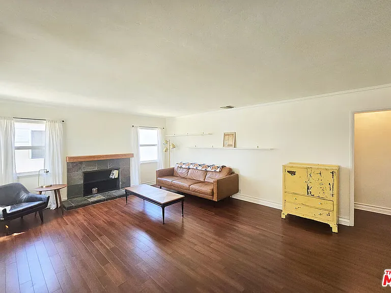 436 N Cordova St — Photo 9