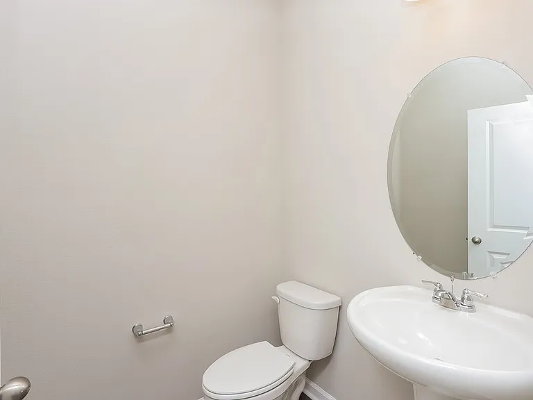 939 Kelly Fern Loop — Photo 17