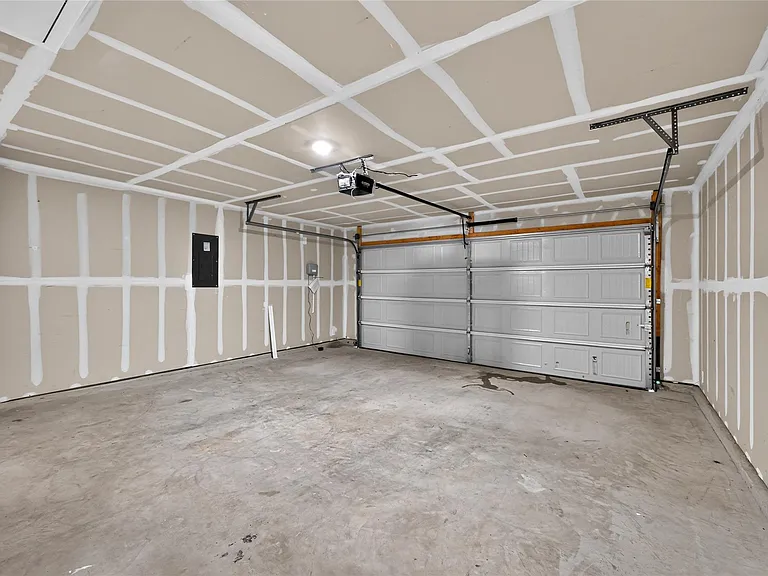 326 Richland Dr — Photo 18