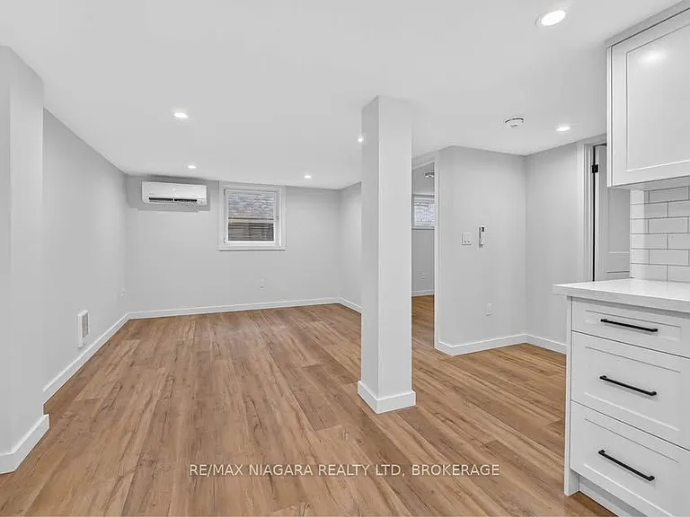 3548 Bond St #LOWER — Photo 3