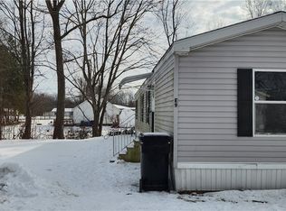 5411 N River Rd W #E9, Geneva, OH 44041