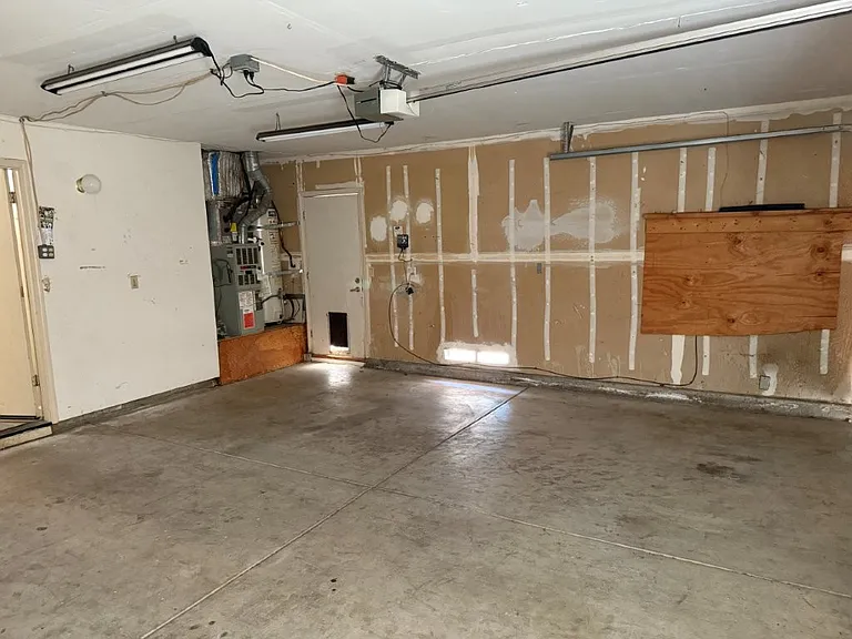 237 Sunridge Way — Photo 40