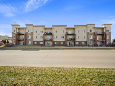 6350 Coachlight Dr UNIT 2205, West Des Moines, IA, 50266