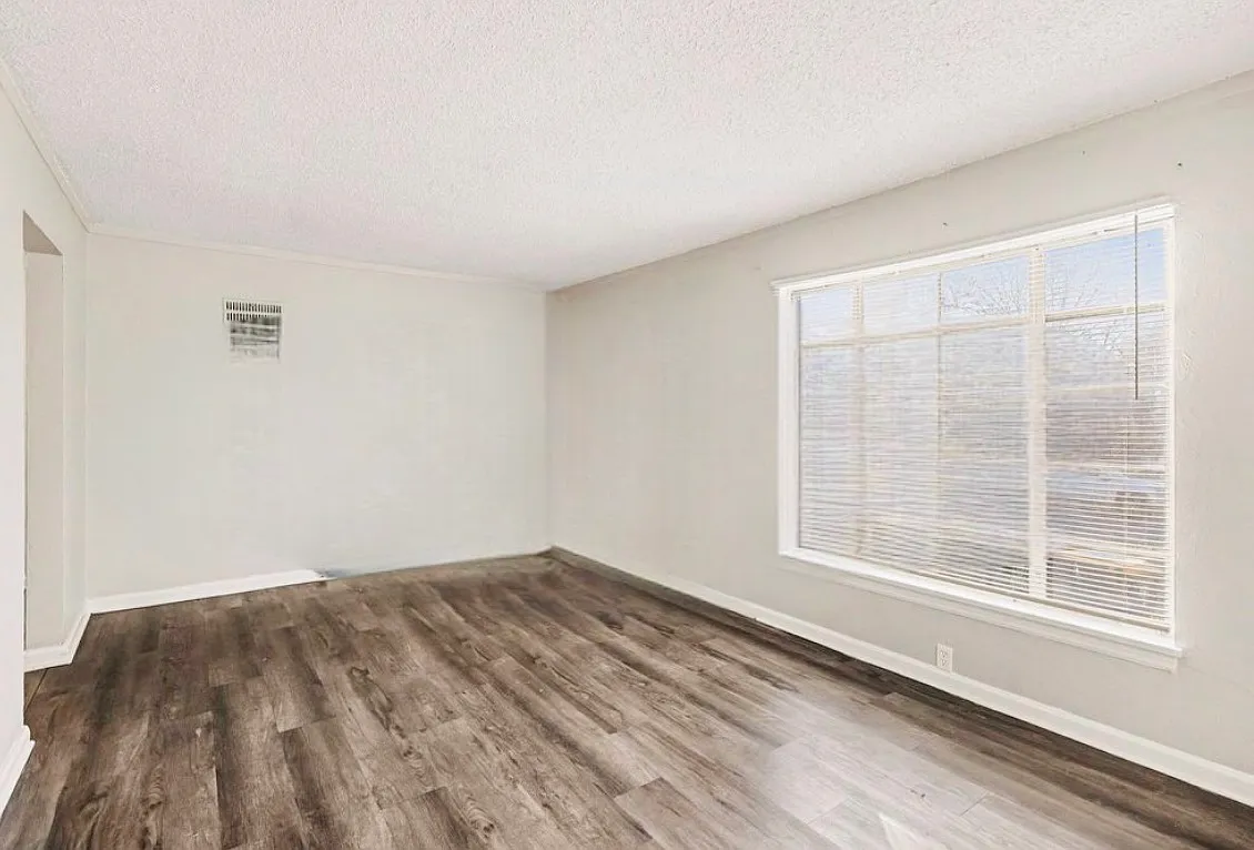 3 bed, 1744 sqft, $1,314 — Photo 3