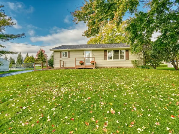 3137 Wiedrick Rd, Walworth, NY 14568