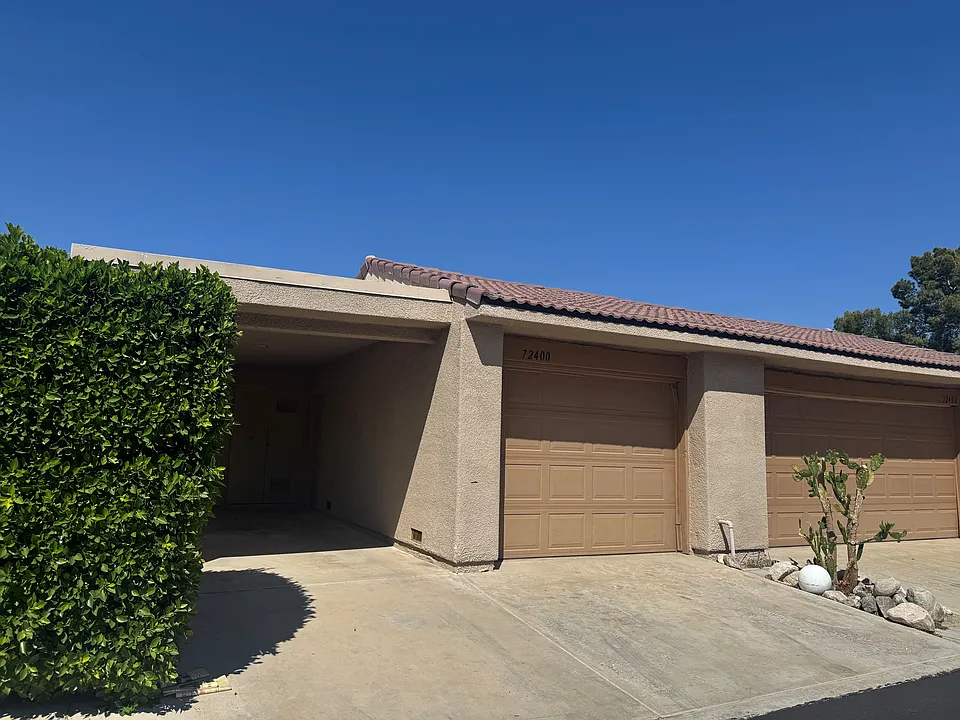 72400 Ridgecrest Ln