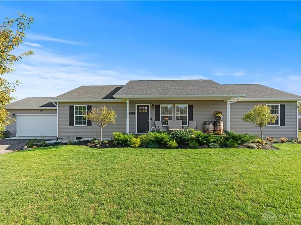212 School Rd, Wilmington, OH 45177