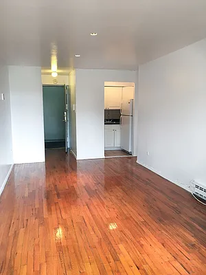 Rented by Nest Seekers International | media 16