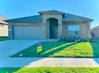 417 Roundstone Rd, Haslet, TX 76052