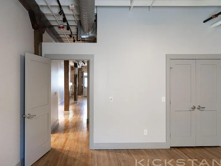 1209 Gadsden St — Photo 25