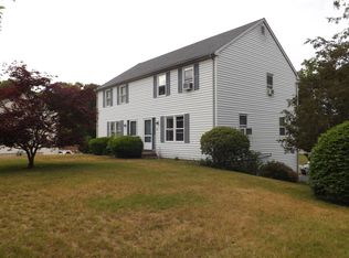 131 Liberty St, Clinton, CT 06413