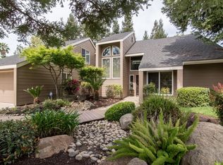 986 E Richmond Ave, Fresno, CA 93720
