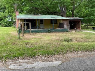 905 Patton Dr, Crossett, AR 71635