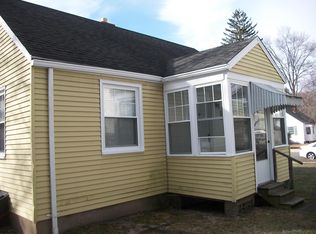 107 Westerleigh Rd, New Haven, CT 06515