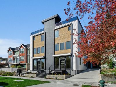 822 NW 51st Street UNIT B, Seattle, WA, 98107