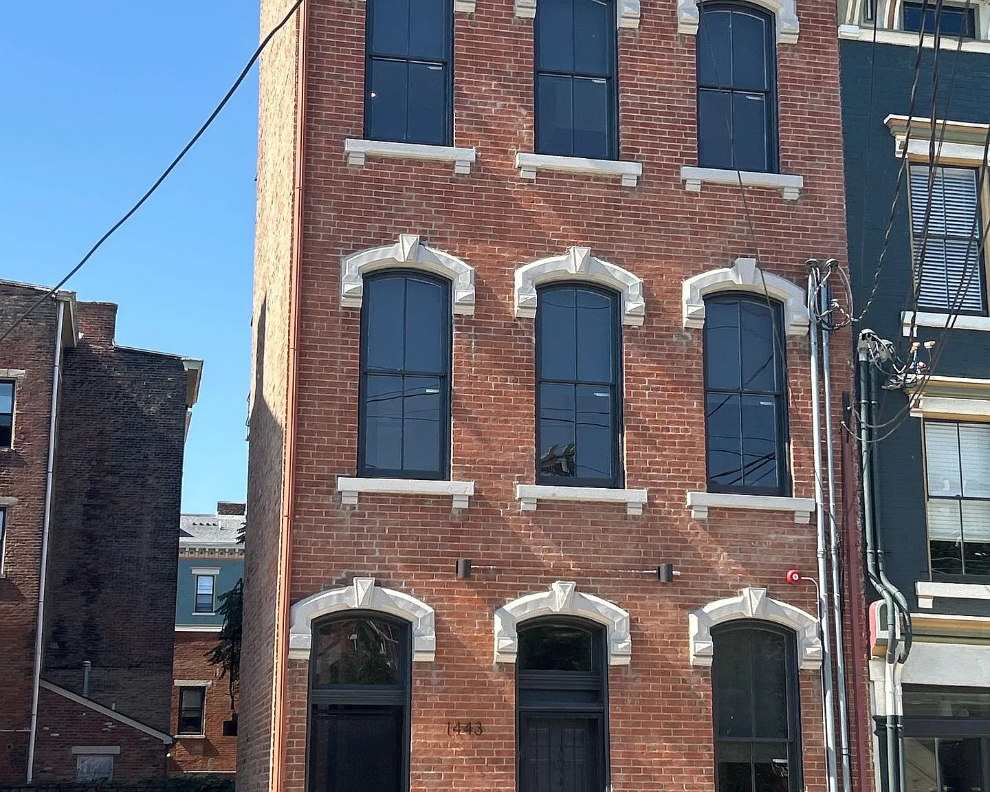 1443 Walnut St — Photo 1