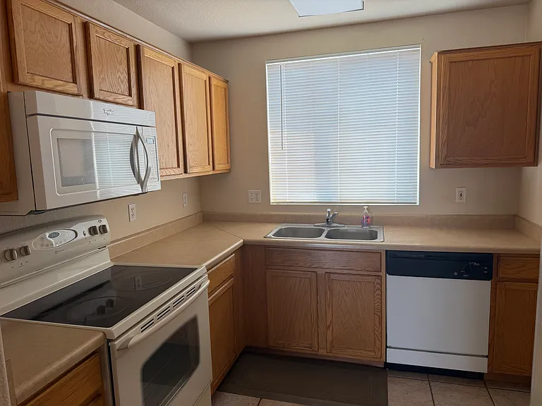 7455 E Cross Ridge Pl — Photo 6