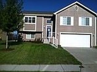 16864 Browne St, Omaha, NE 68116