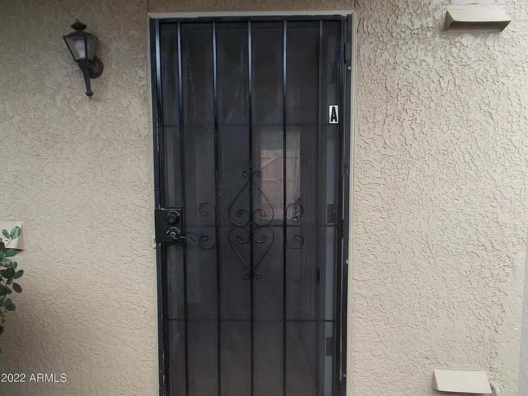 4307 Plaza Vis #A — Photo 3