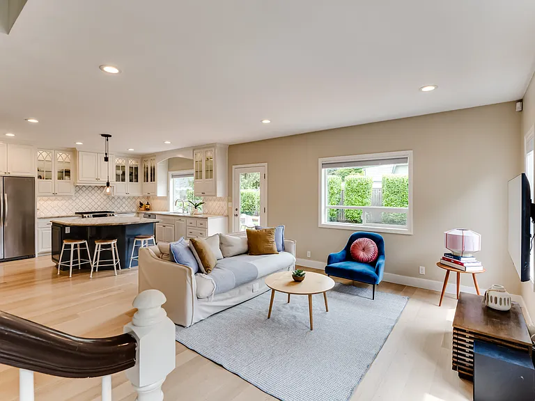 3375 Bardell Ave — Photo 19