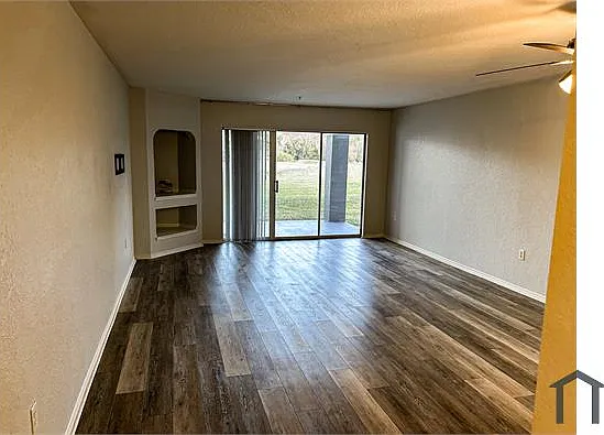 14025 Fairway Island Dr #317 — Photo 5