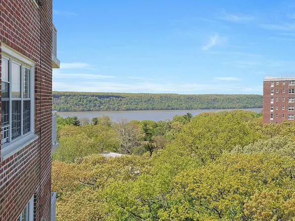 3935 Blackstone Ave APT 11C, Bronx, NY 10471