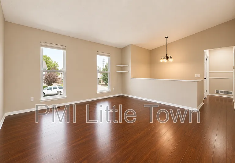 3145 S Gibraltar St — Photo 11