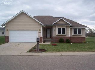 5502 Turtle Cove Pkwy, Flint, MI 48506