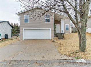 1828 Fairfax Dr, Barnhart, MO 63012