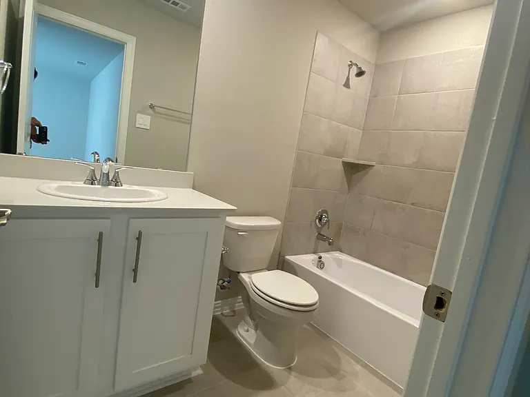 2129 Mustang Way — Photo 27