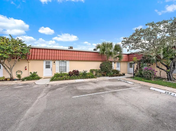 292 Cape Cod Circle #B, Lake Worth, FL 33467