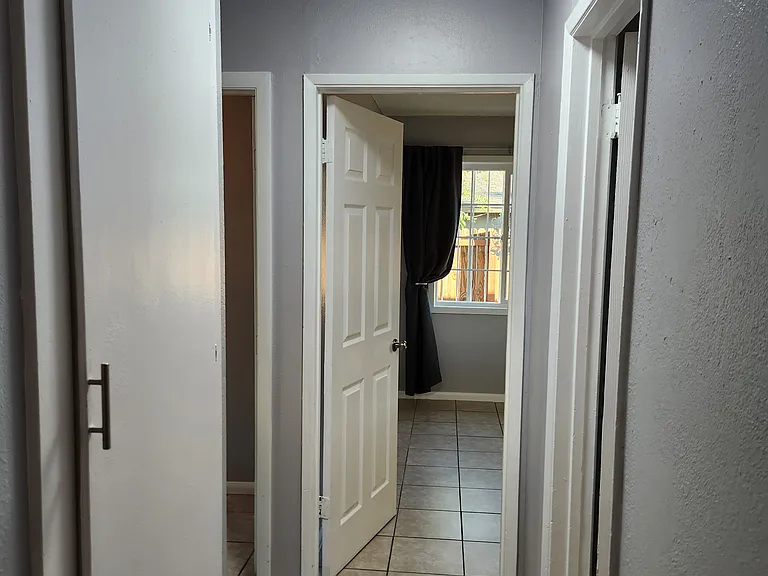 1909 Cherry Ln — Photo 18