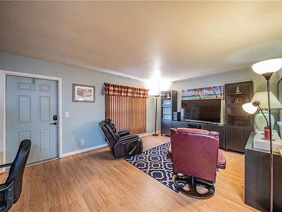 4th image of 201 Bedford Trl APT 122
