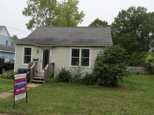 418 S Fair St, Otsego, MI 49078